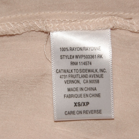 Anthro RO & DE Blush Cold Shoulder Blouse sz XS - Picture 6 of 8